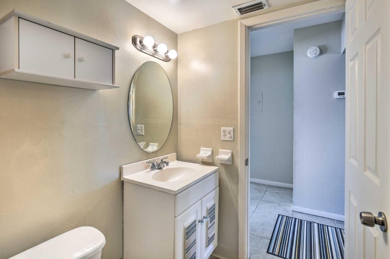 St Pete Condo With Heated Pool - Less Than 1 Mi To Beach! سانت بيتي بيتش المظهر الخارجي الصورة